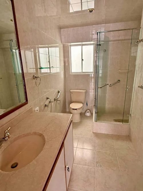 Apartamento de 3 alcobas en venta en Santa Barbara, Bogotá, 178 m² · foto 17 de 17