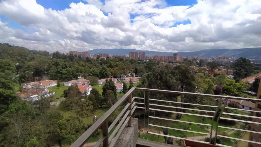 Apartamento de 4 alcobas en venta en Colina Campestre, Bogotá, 200 m² · foto 6 de 24