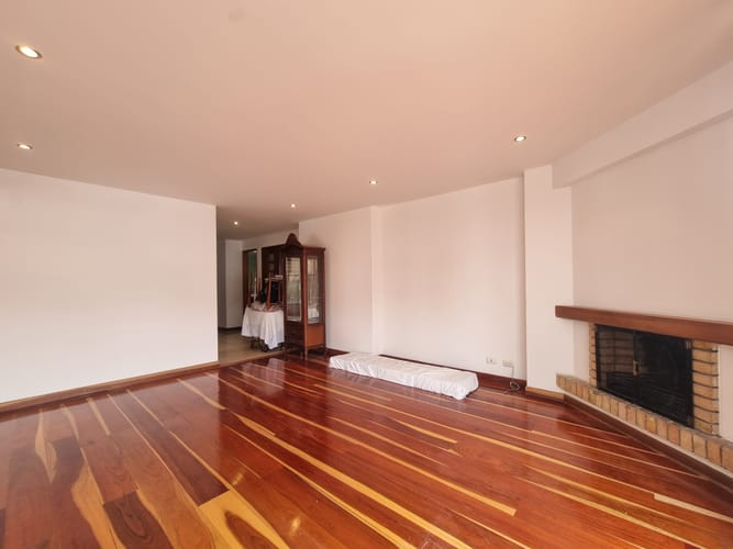 Apartamento de 3 alcobas en venta en Colina Campestre, Bogotá, 141 m² · foto 5 de 23