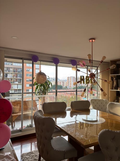 Apartamento de 3 alcobas en venta en Cantalejo, Bogotá, 160 m² · foto 2 de 12