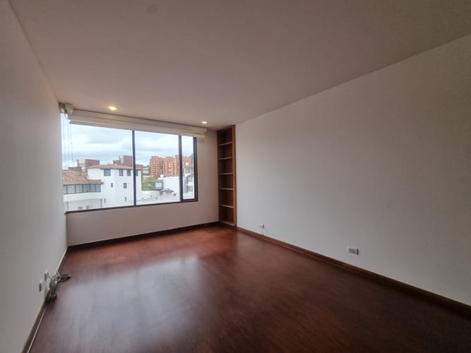 Apartamento de 3 alcobas en venta en Colina Campestre, Bogotá, 141 m² · foto 9 de 23