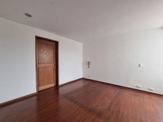 Apartamento de 3 alcobas en venta en Colina Campestre, Bogotá, 141 m² · foto 13 de 23