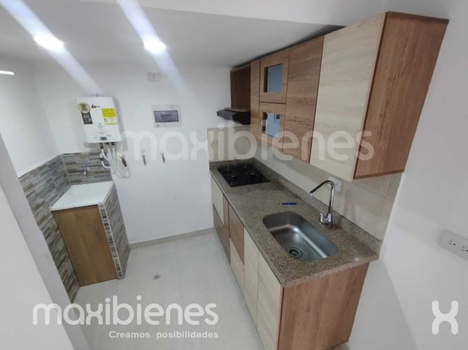 Apartamento de 3 alcobas en arriendo en Pajarito, Medellín, 53 m² · foto 6 de 12
