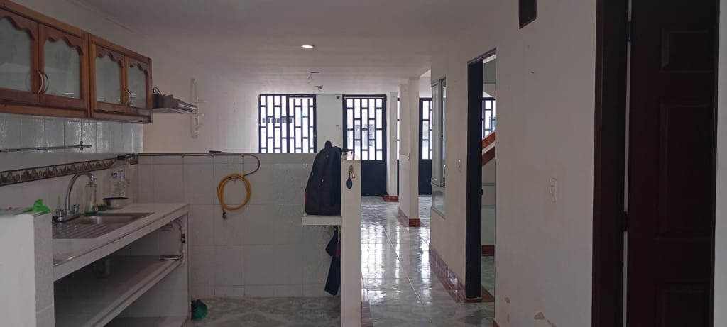 Casa de 5 alcobas en venta en Bajo Pamplonita, Cúcuta, 96 m² · foto 15 de 24