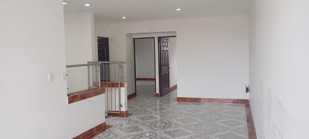 Casa de 5 alcobas en venta en Bajo Pamplonita, Cúcuta, 96 m² · foto 24 de 24