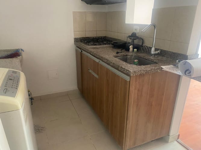 Apartamento de 3 alcobas en venta en Conjunto Residencial Avium, Madrid, 45 m² · foto 7 de 20