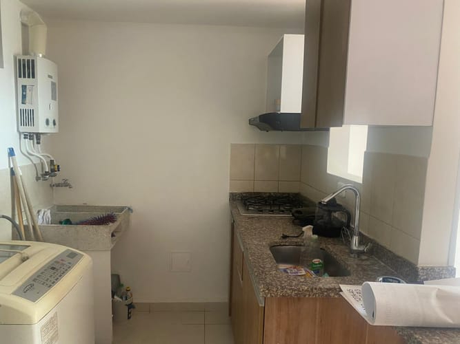 Apartamento de 3 alcobas en venta en Conjunto Residencial Avium, Madrid, 45 m² · foto 8 de 20