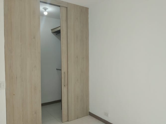 Apartamento de 2 alcobas en venta en Melendez, Cali, 51 m² · foto 18 de 23