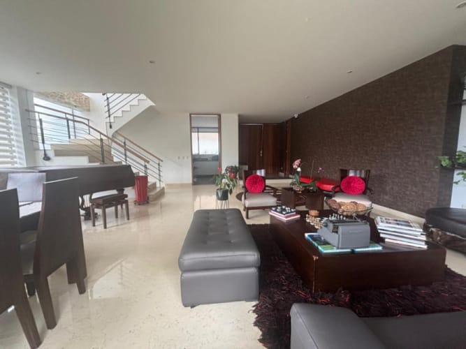 Casa de 4 alcobas en venta en Sotileza, Bogotá, 380 m² · foto 4 de 24