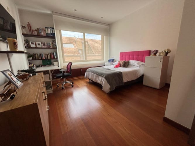 Casa de 4 alcobas en venta en Sotileza, Bogotá, 380 m² · foto 18 de 24