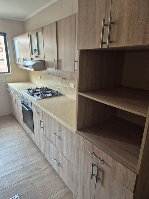 Casa de 3 alcobas en arriendo en Los Balsos, Medellín, 217 m² · foto 2 de 24
