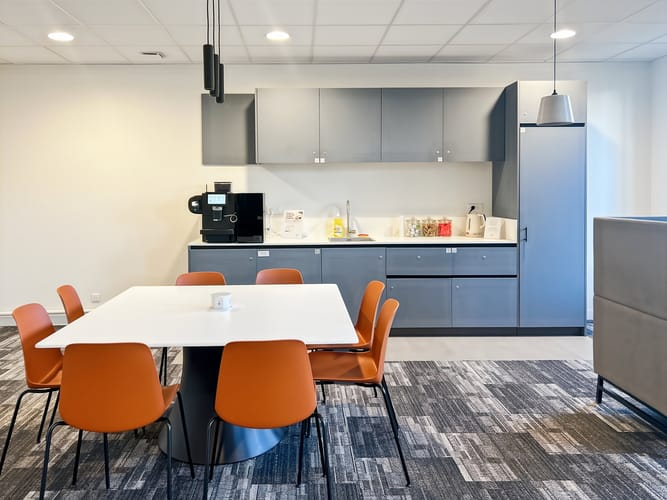 Oficina en arriendo en Buenavista, Barranquilla, 110 m² · foto 6 de 9
