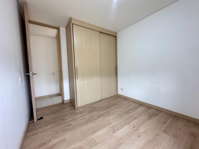 Apartamento de 3 alcobas en arriendo en San Jose, Sabaneta, 80 m² · foto 7 de 13