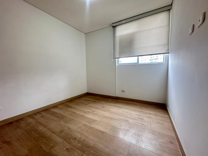 Apartamento de 3 alcobas en arriendo en San Jose, Sabaneta, 80 m² · foto 8 de 13