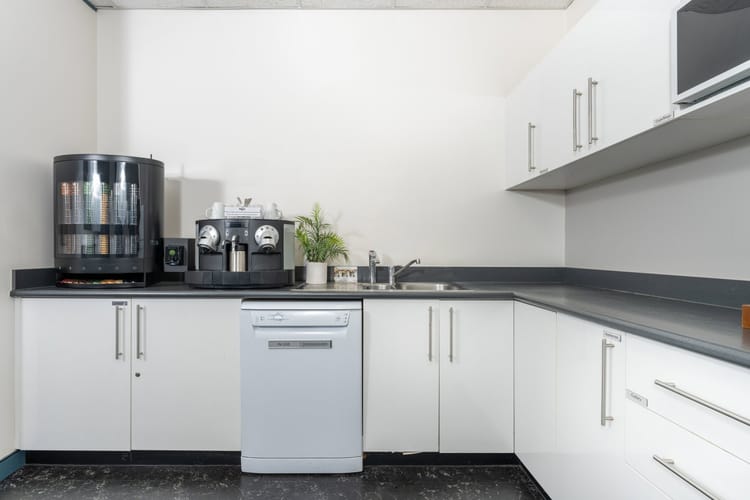 Oficina en arriendo en La Candelaria, Medellín, 60 m² · foto 8 de 9