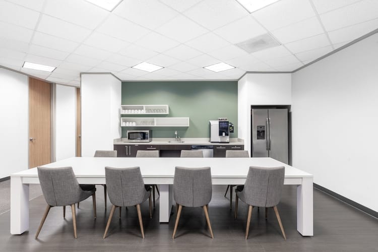 Oficina en arriendo en La Candelaria, Medellín, 120 m² · foto 6 de 9