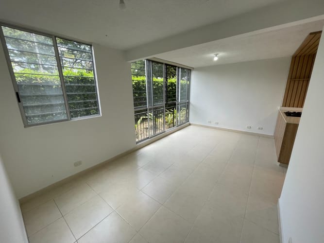 Apartamento de 2 alcobas en venta en Zona Industrial, Yumbo, 50 m² · foto 6 de 20