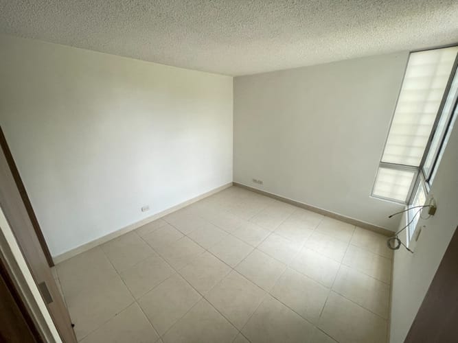 Apartamento de 2 alcobas en venta en Zona Industrial, Yumbo, 50 m² · foto 11 de 20