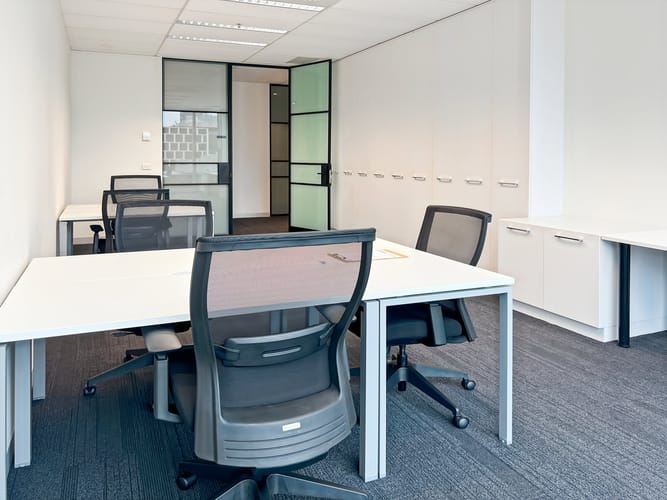 Oficina en arriendo en Cuarta Brigada, Medellín, 60 m² · foto 9 de 9