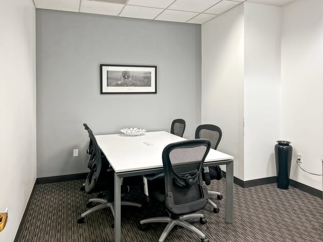 Oficina en arriendo en Cuarta Brigada, Medellín, 75 m² · foto 5 de 9