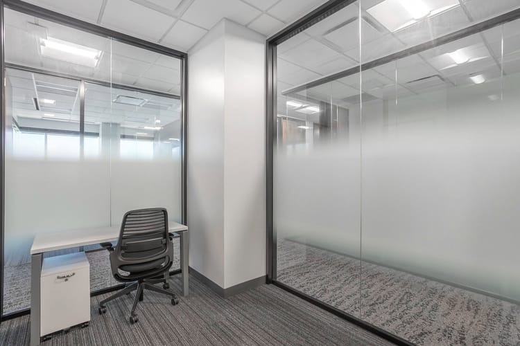 Oficina en arriendo en Las Acacias, Medellín, 50 m² · foto 8 de 9