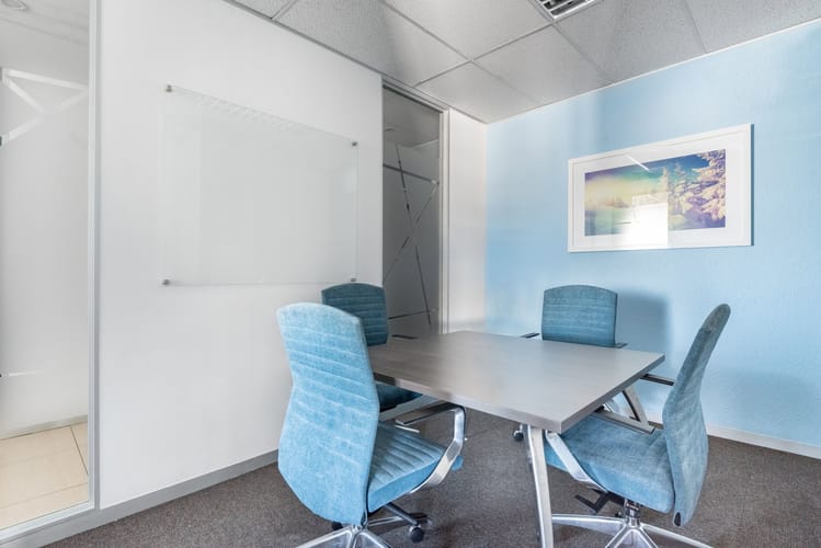 Oficina en arriendo en Las Acacias, Medellín, 75 m² · foto 5 de 9