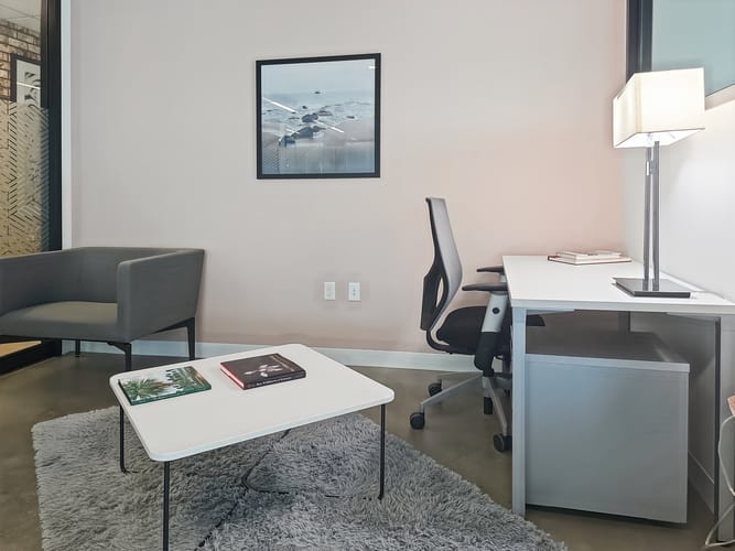 Oficina en arriendo en Mayorca, Sabaneta, 10 m² · foto 9 de 9