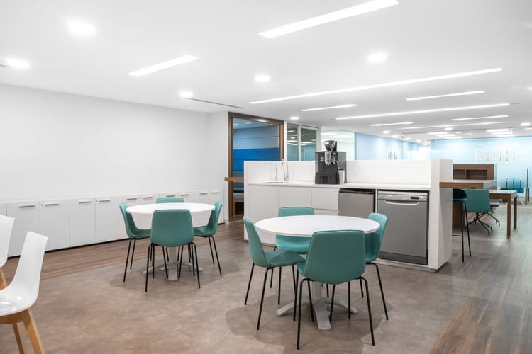 Oficina en arriendo en Mayorca, Sabaneta, 60 m² · foto 8 de 9