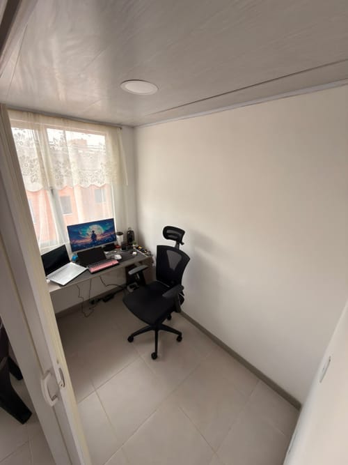 Apartaestudio en venta en Engativa Centro, Bogotá, 27 m² · foto 2 de 15