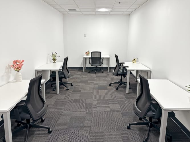Oficina en arriendo en Laureles, Medellín, 120 m² · foto 2 de 9