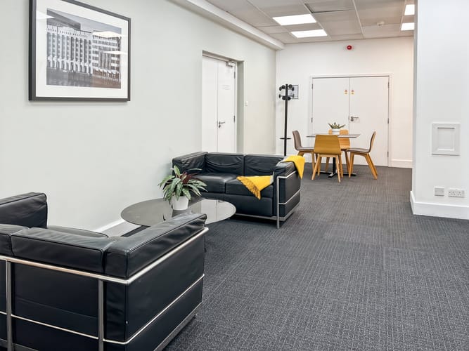 Oficina en arriendo en Laureles, Medellín, 173 m² · foto 4 de 9