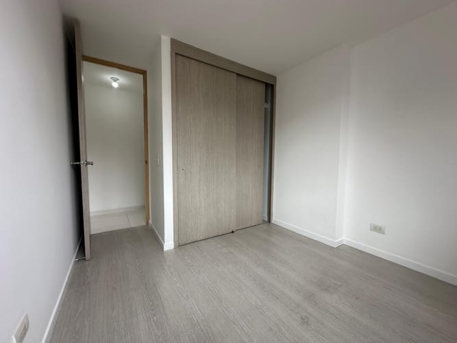 Apartamento de 3 alcobas en arriendo en Mayorca, Sabaneta, 86 m² · foto 7 de 15
