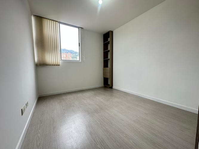 Apartamento de 3 alcobas en arriendo en Mayorca, Sabaneta, 86 m² · foto 8 de 15