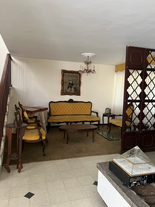Casa de 5 alcobas en venta en Laureles, Medellín, 360 m² · foto 6 de 9