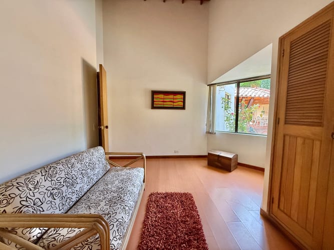 Casa de 4 alcobas en venta en El Porvenir, Rionegro, 300 m² · foto 15 de 16
