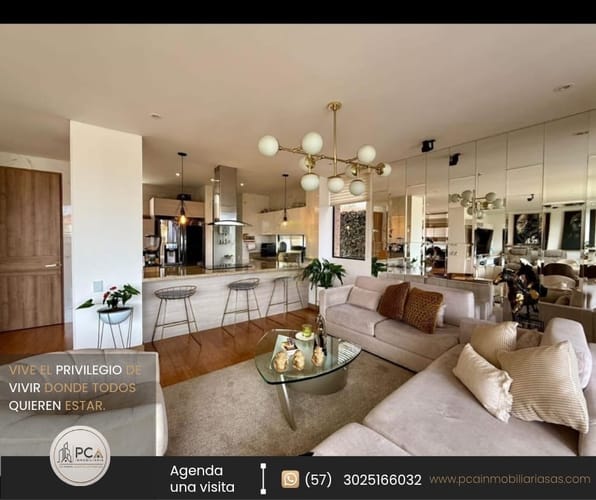 Casa de 4 alcobas en venta en Chuntame, Cajicá, 450 m² · foto 2 de 12
