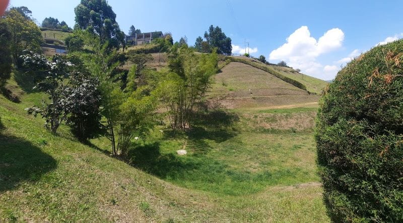 Lote en venta en Canoas, Guarne, 3490 m² · foto 3 de 5