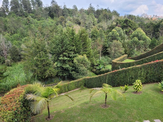 Casa de 4 alcobas en venta en El Porvenir, Rionegro, 305 m² · foto 3 de 24