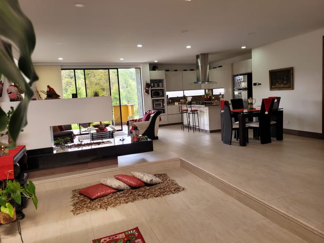 Casa de 4 alcobas en venta en El Porvenir, Rionegro, 305 m² · foto 6 de 24