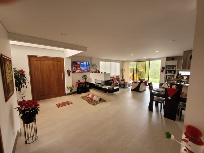 Casa de 4 alcobas en venta en El Porvenir, Rionegro, 305 m² · foto 12 de 24