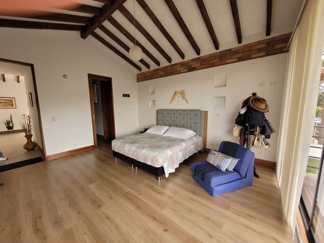 Casa de 4 alcobas en venta en El Porvenir, Rionegro, 305 m² · foto 17 de 24