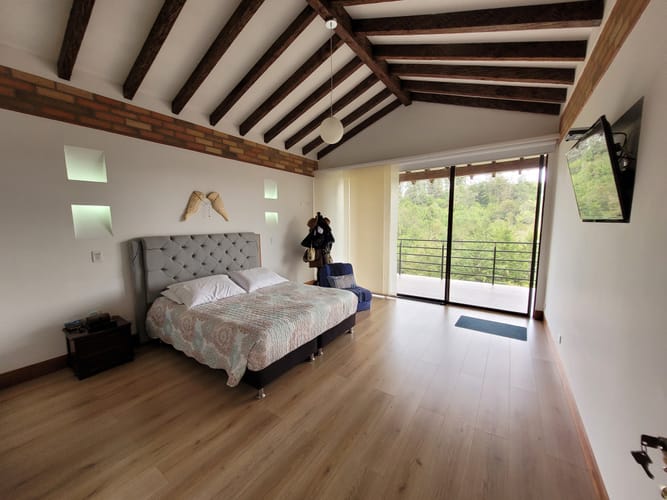 Casa de 4 alcobas en venta en El Porvenir, Rionegro, 305 m² · foto 18 de 24
