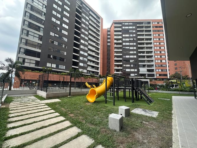 Apartamento de 2 alcobas en venta en El Trianon, Envigado, 69 m² · foto 13 de 14