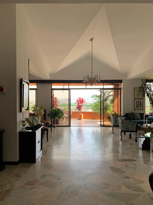 Apartamento de 4 alcobas en venta en Villas De Veracruz, Cali, 318 m² · foto 2 de 23