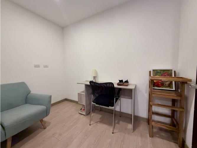 Apartamento de 3 alcobas en venta en Santa Barbara Occidental, Bogotá, 143 m² · foto 7 de 15