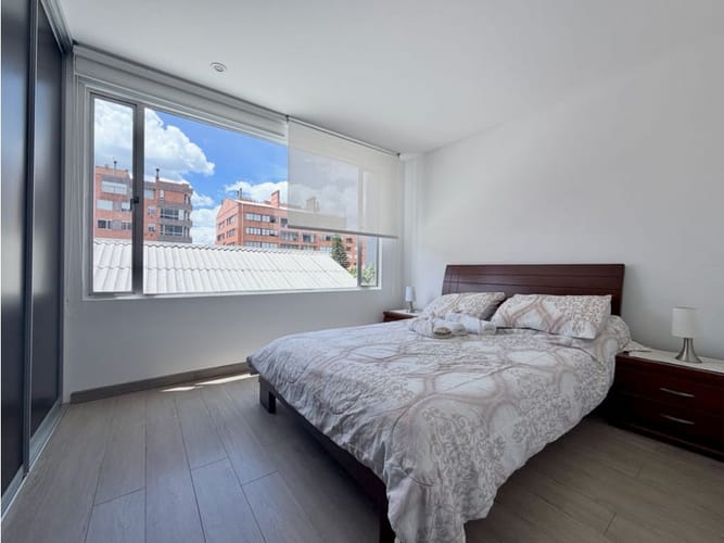 Apartamento de 3 alcobas en venta en Santa Barbara Occidental, Bogotá, 143 m² · foto 9 de 15