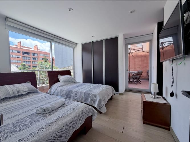 Apartamento de 3 alcobas en venta en Santa Barbara Occidental, Bogotá, 143 m² · foto 10 de 15