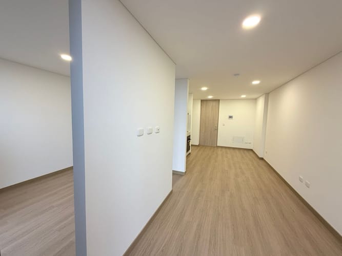 Apartamento de 1 alcoba en venta en Los Alcazares, Bogotá, 40 m² · foto 3 de 14