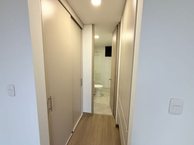 Apartamento de 1 alcoba en venta en Los Alcazares, Bogotá, 40 m² · foto 2 de 14