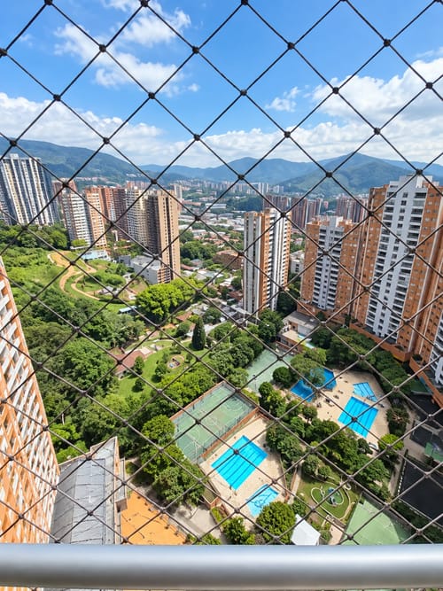 Apartamento de 3 alcobas en venta en San Remo, Sabaneta, 72 m² · foto 2 de 7